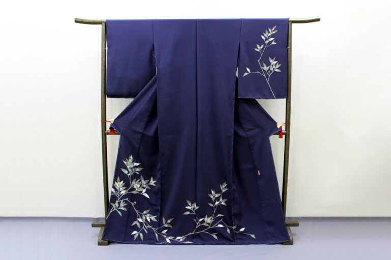 加賀友禅 訪問着 『梅もどき』 作：高平良隆