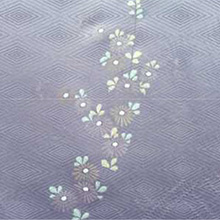 【訪問着の染め替え】タンスにしまいっぱなしの若い頃の訪問着、今の私に似合う色に染め替え