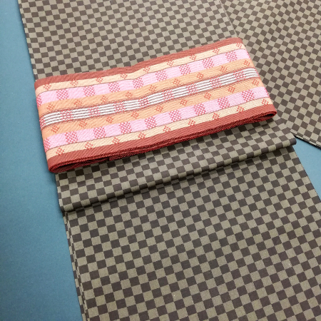 チョコレートカラーの絹木綿303　