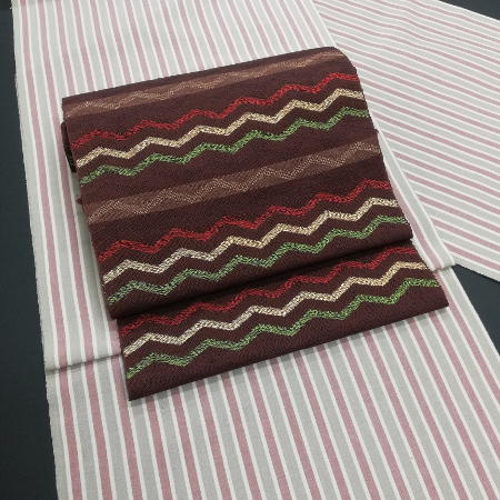 バラの垣根をイメージした絹木綿303