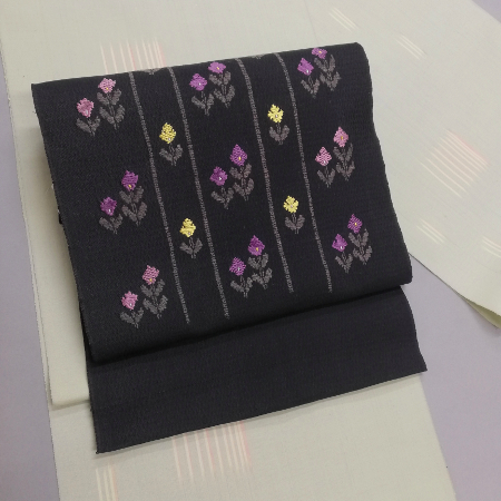 米沢紬のカジュアルコーデ