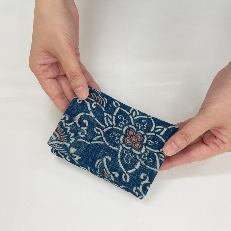 藍染布団地 ティッシュケース 唐花文様