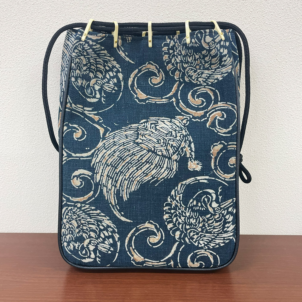 藍染布団地 信玄袋 亀 - 画像 (2)
