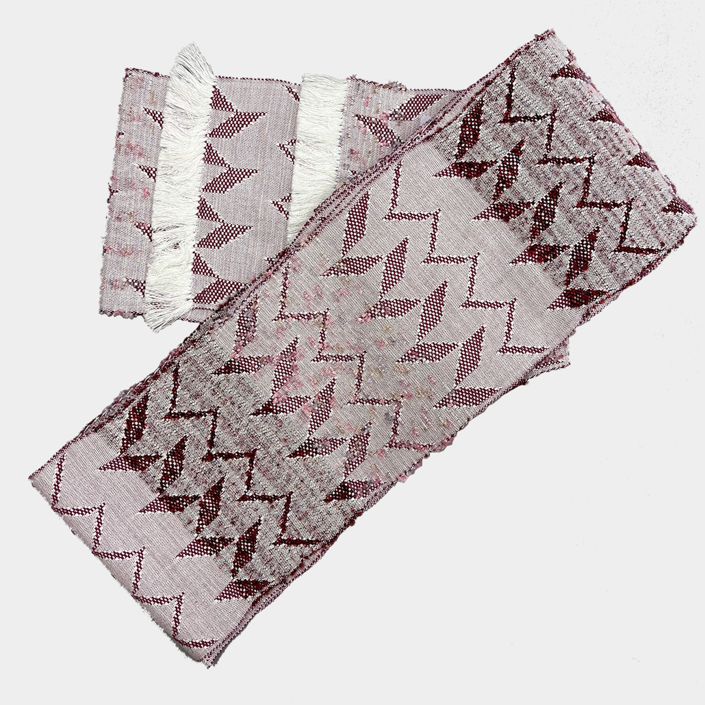 近賢織物謹製 四寸帯「つばらつばら」いちご色